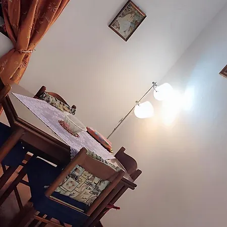 Lejlighed Tirona - *